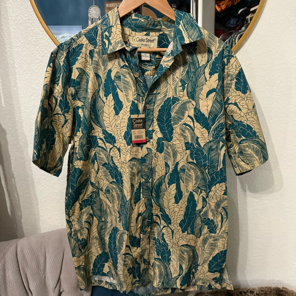 Cooke street- tropical casual button down.